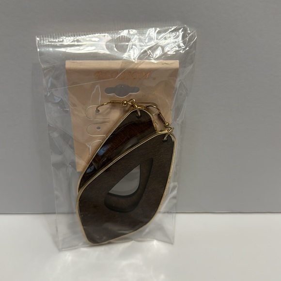 Blossom (Set of 3) Brown with Gold Trim New in Package - Picture 7 of 17